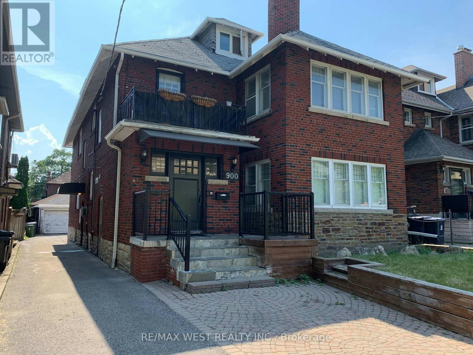 3-900 Avenue Road, Toronto, ON, M5P 2K6