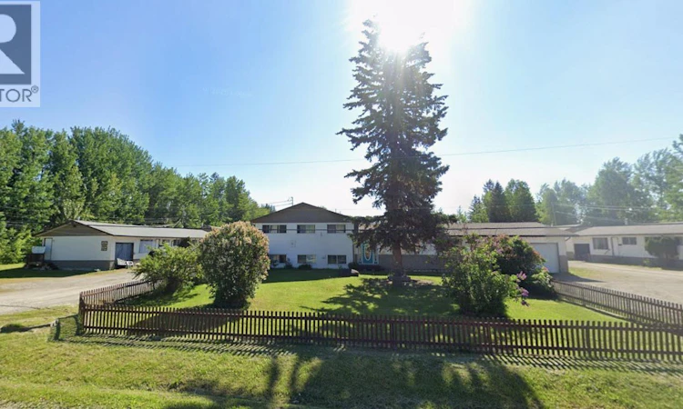 1472 Arbutus Road