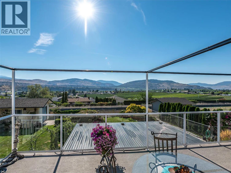 949 Panorama Crescent, Oliver, BC, V0H 1T6 - 64