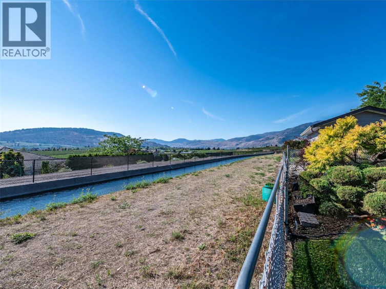 949 Panorama Crescent, Oliver, BC, V0H 1T6 - 70