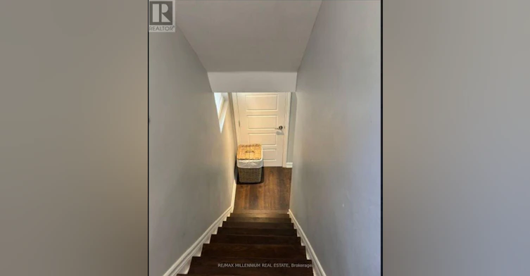 BSMT-1341 Freeport Drive, Mississauga, ON, L5C 1S5 - 3