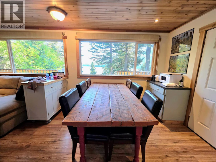 6453 Pinaus Lake Road, Falkland, BC, V0E 1W0 - 7