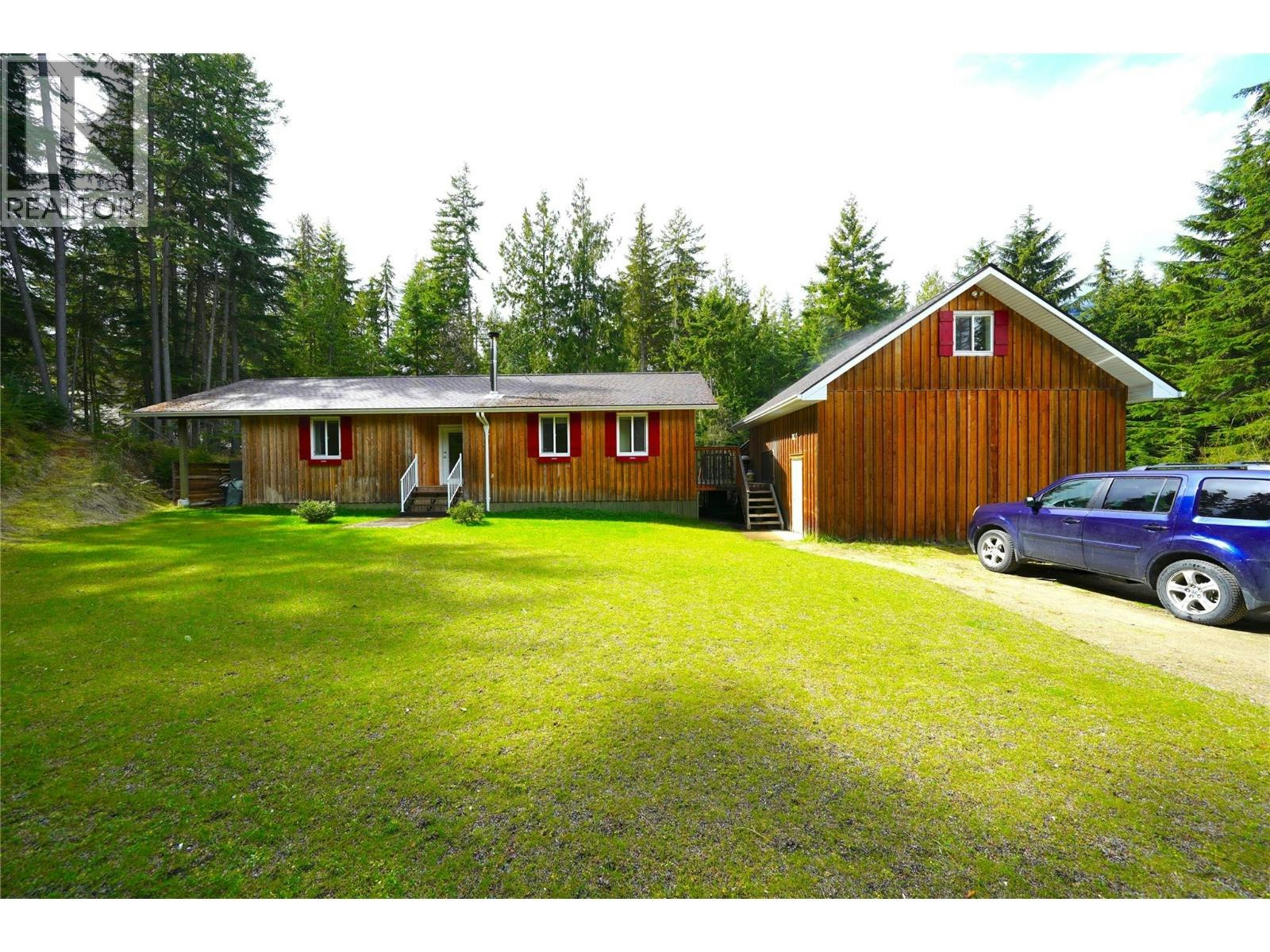 245 Alexander Road Road, Procter, BC, V1L 0B5