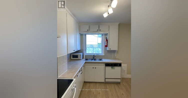 372 Cedar Avenue, London, ON, N6G 1E7 - 2