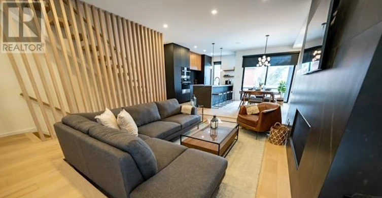 358 Byron Avenue, Ottawa, ON, K1Z 5S3 - 4