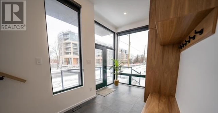 358 Byron Avenue, Ottawa, ON, K1Z 5S3 - 3