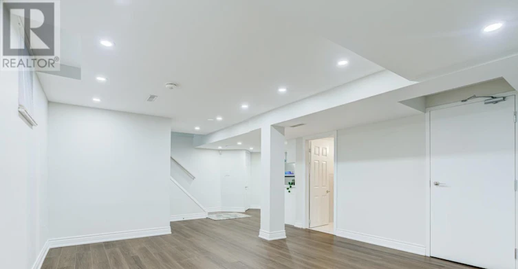 BSMT-54 Greybeaver Trail, Toronto, ON, M1C 4N6 - 10