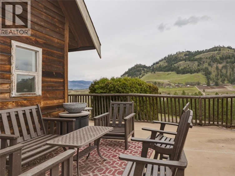 4864 South Grandview Flats Road, Armstrong, BC, V4Y 0P5 - 40