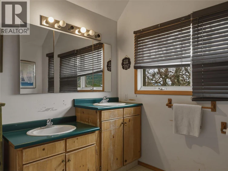 4864 South Grandview Flats Road, Armstrong, BC, V4Y 0P5 - 24