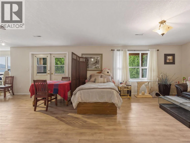 4864 South Grandview Flats Road, Armstrong, BC, V4Y 0P5 - 26
