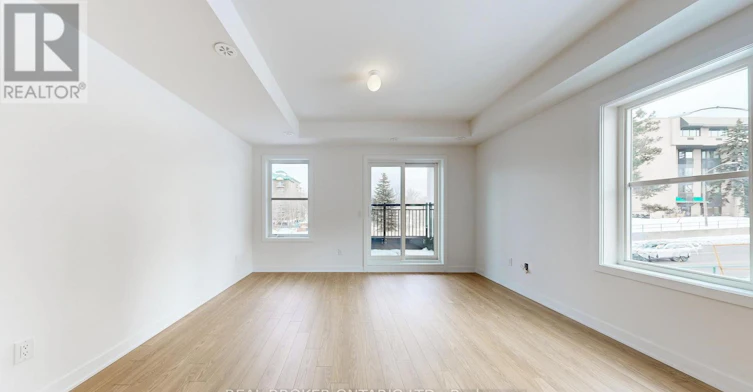 216-15100 Yonge Street N, Aurora, ON, L4G 4C8 - 6