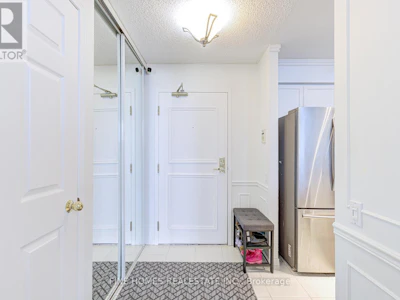 PH102-1 Emerald Lane - 4