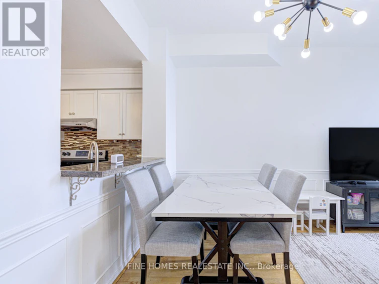 PH102-1 Emerald Lane, Vaughan, ON, L4J 8N2 - 11