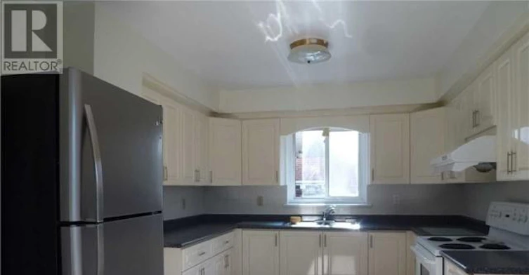 24 Sawley Drive, Toronto, ON, M2K 2J1 - 2