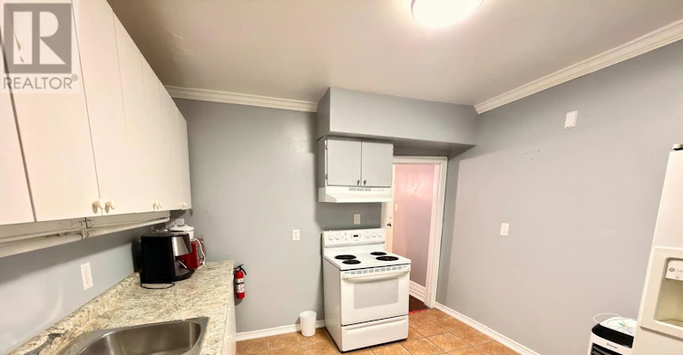 2ND FLOOR-108 Cumberland Avenue, Hamilton, ON, L8M 1Z3 - 4