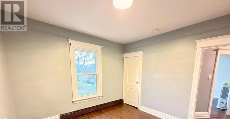 2ND FLOOR-108 Cumberland Avenue, Hamilton, ON, L8M 1Z3 - 6