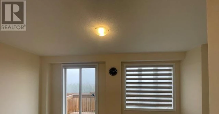 MAIN FLOOR BATH-1 48 Bed 1 Andress Way, Markham, ON, L3S 0E9 - 26