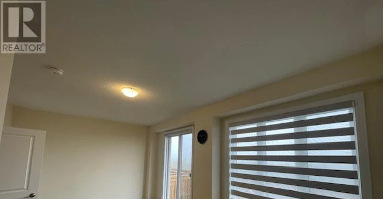 MAIN FLOOR BATH-1 48 Bed 1 Andress Way, Markham, ON, L3S 0E9 - 19