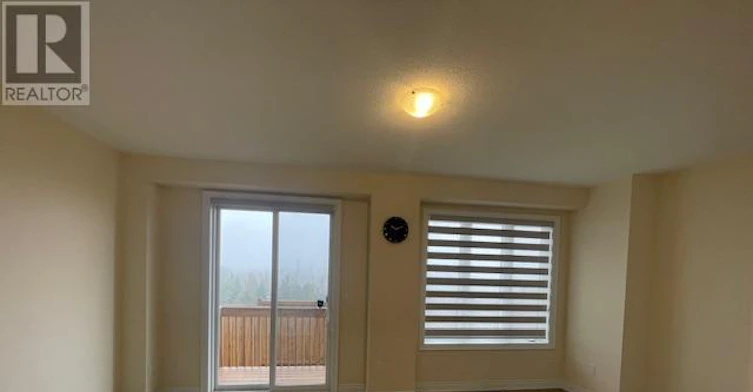 MAIN FLOOR BATH-1 48 Bed 1 Andress Way, Markham, ON, L3S 0E9 - 14