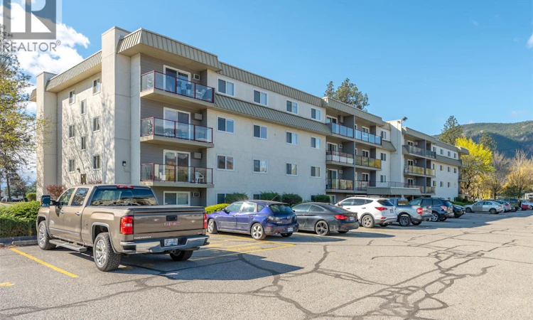 303-110 Skaha Place