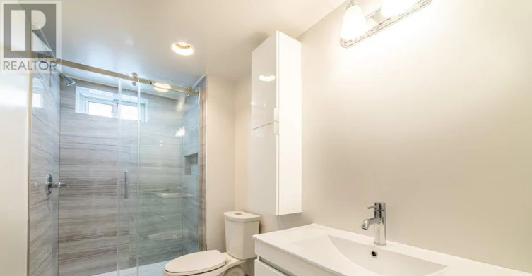 B-2424 Iris Street, Ottawa, ON, K2C 1C6 - 10