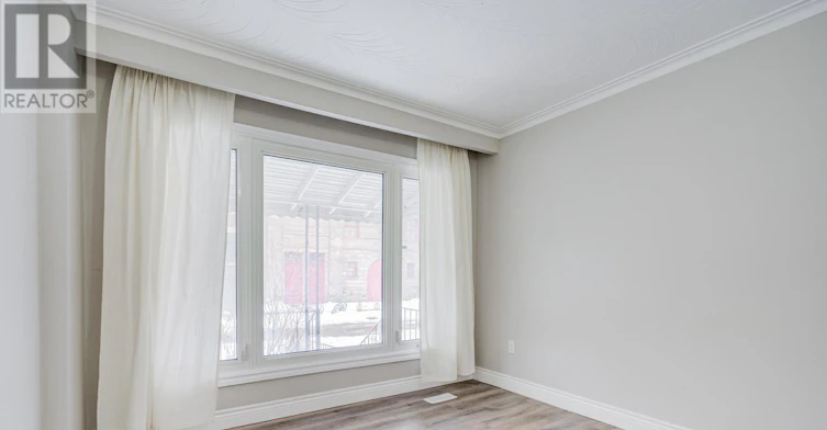 UPPER-59 Wolseley Street, Toronto, ON, M5T 1A4 - 2