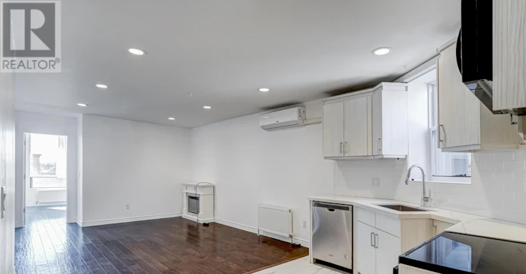 3RD LVL-1116 College Street, Toronto, ON, M6H 1B5 - 3