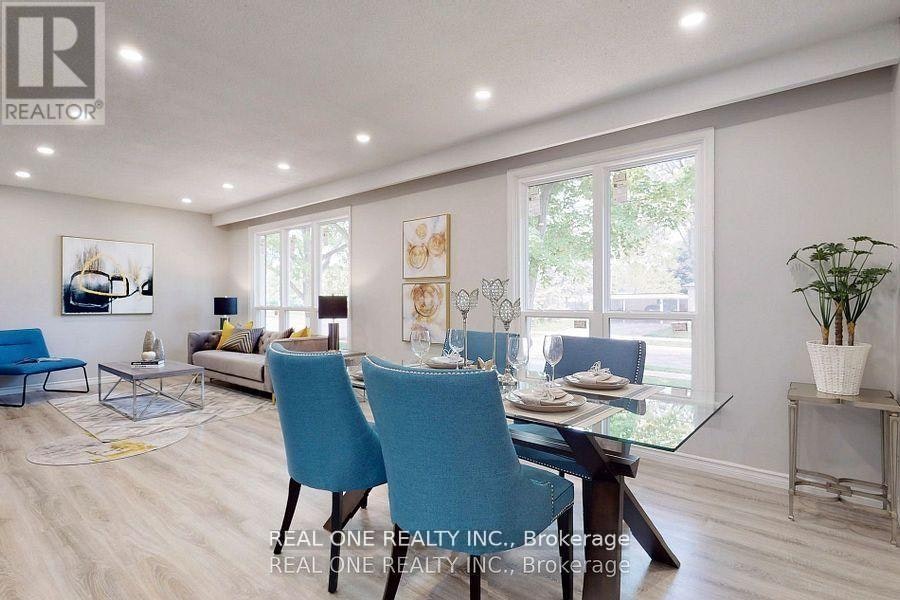 105 Main ) Aurora Heights Drive, Aurora, ON, L4G 2X1 - 5