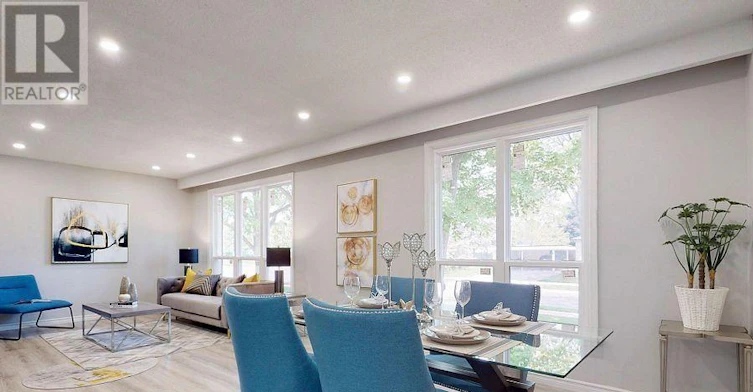105 Main ) Aurora Heights Drive, Aurora, ON, L4G 2X1 - 5