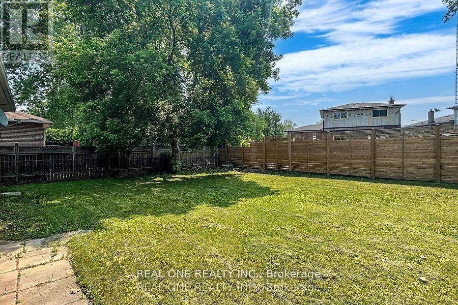 105 Main ) Aurora Heights Drive, Aurora, ON, L4G 2X1 - 18