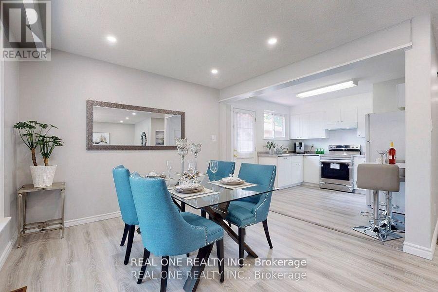105 Main ) Aurora Heights Drive, Aurora, ON, L4G 2X1 - 6