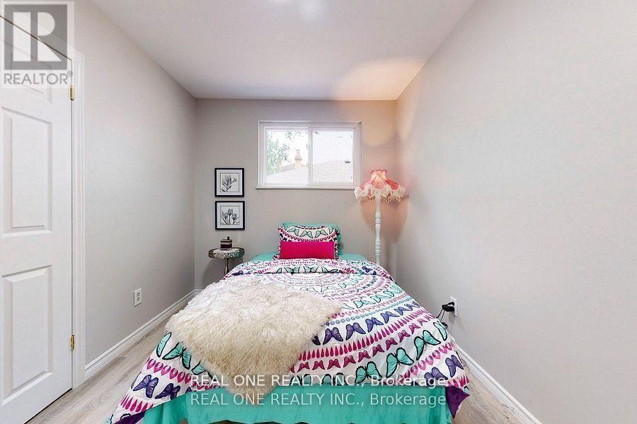 105 Main ) Aurora Heights Drive, Aurora, ON, L4G 2X1 - 14
