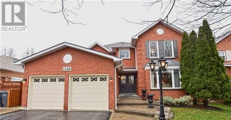 LEVEL-3BR 1540 Lower Manorbrook Court, Mississauga, ON, L5M 4A8