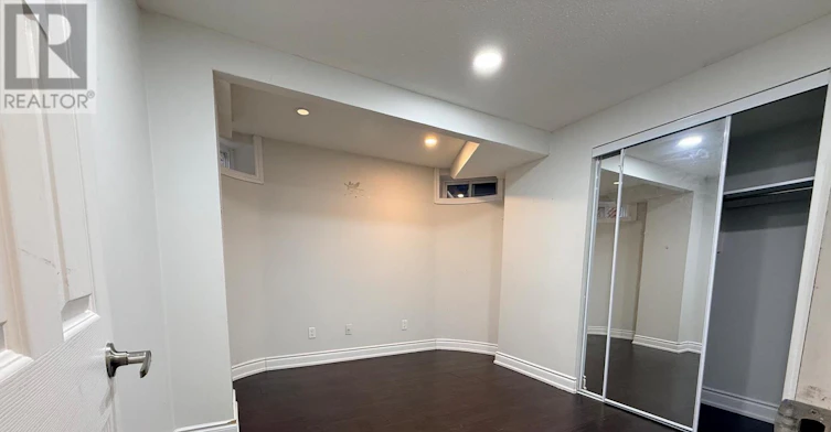 LEVEL-3BR 1540 Lower Manorbrook Court, Mississauga, ON, L5M 4A8 - 12