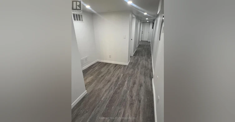 1389 Lansdowne Avenue, Toronto, ON, M6H 3Z9