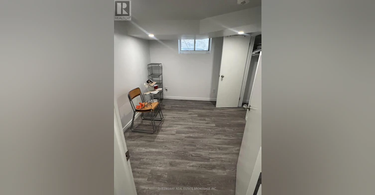 1389 Lansdowne Avenue, Toronto, ON, M6H 3Z9 - 3
