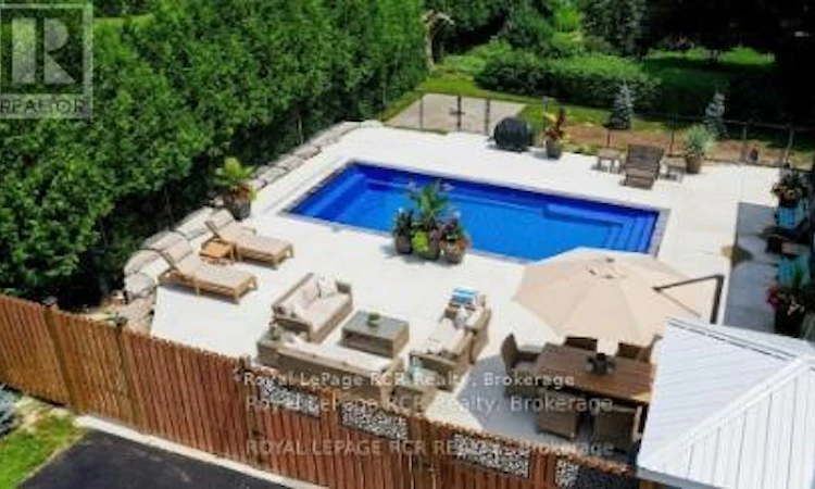 144 Loucks Lane
