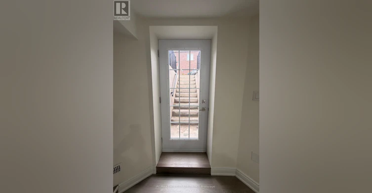 1-420 Hincks Drive, Milton, ON, L9T 8T6 - 2
