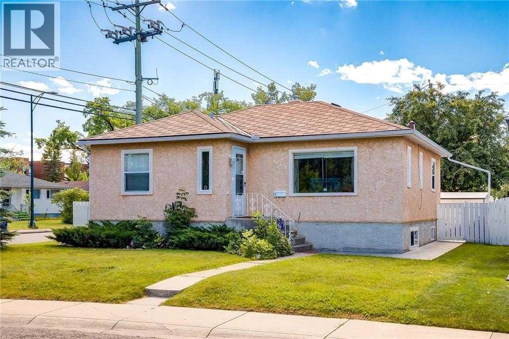 639 18 Avenue NE, Calgary, AB, T2E 1N7