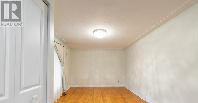 1 Cherrylane Drive N, St. Catharines, ON, L2M 2H7 - 10