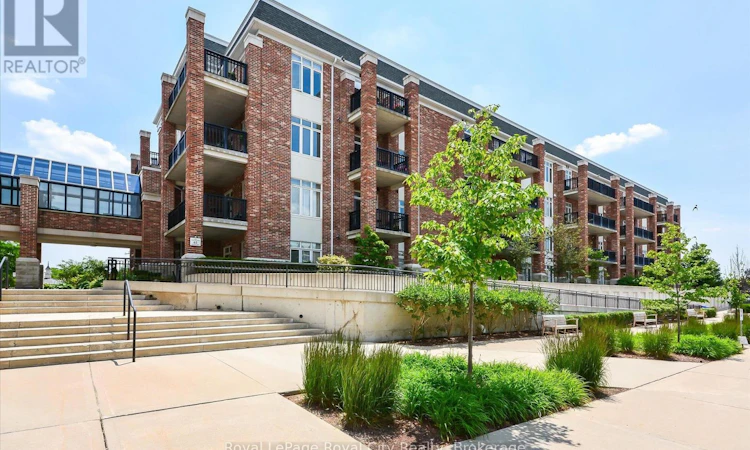 401-65 Bayberry Drive