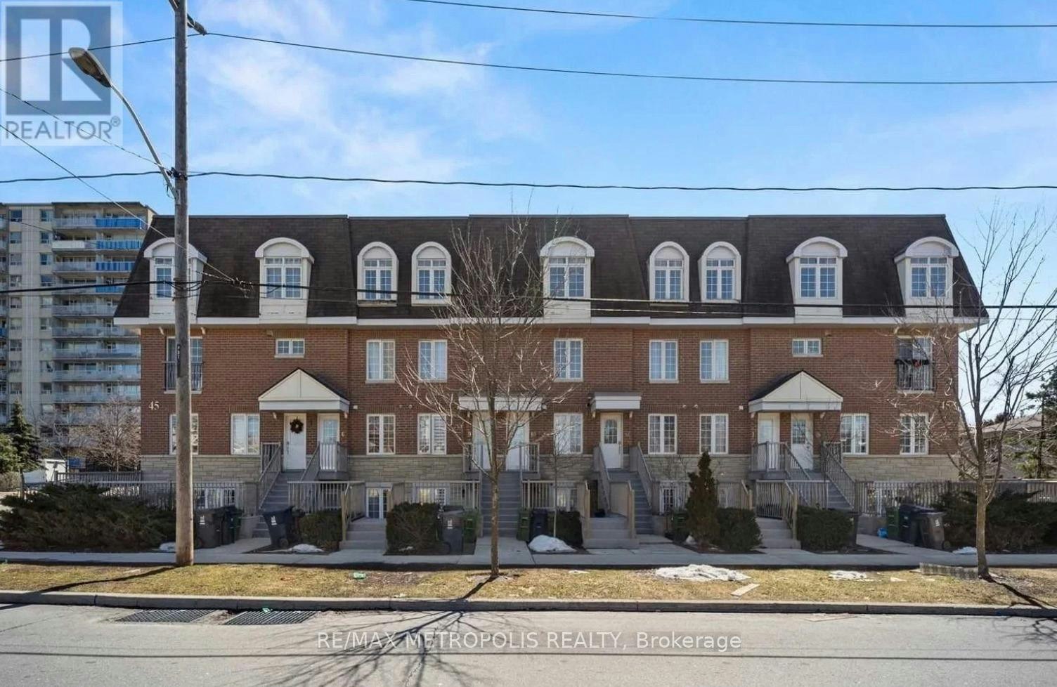 12-45 Cedarcroft Boulevard, Toronto, ON, M2R 3Y2
