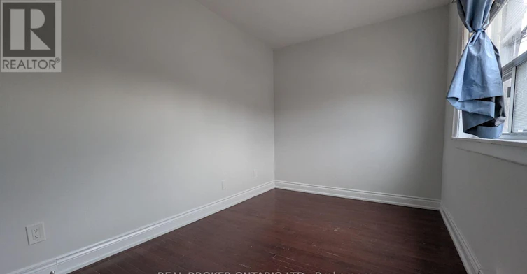 2-2209 Gerrard Street E, Toronto, ON, M4E 2V9 - 10