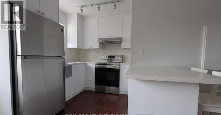 2-2209 Gerrard Street E, Toronto, ON, M4E 2V9 - 4