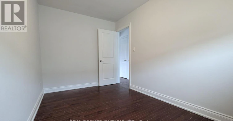 2-2209 Gerrard Street E, Toronto, ON, M4E 2V9 - 7