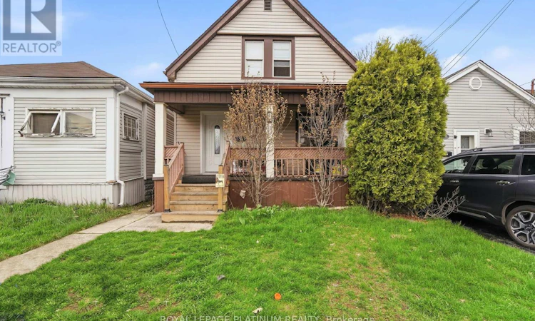 99 Robins Avenue