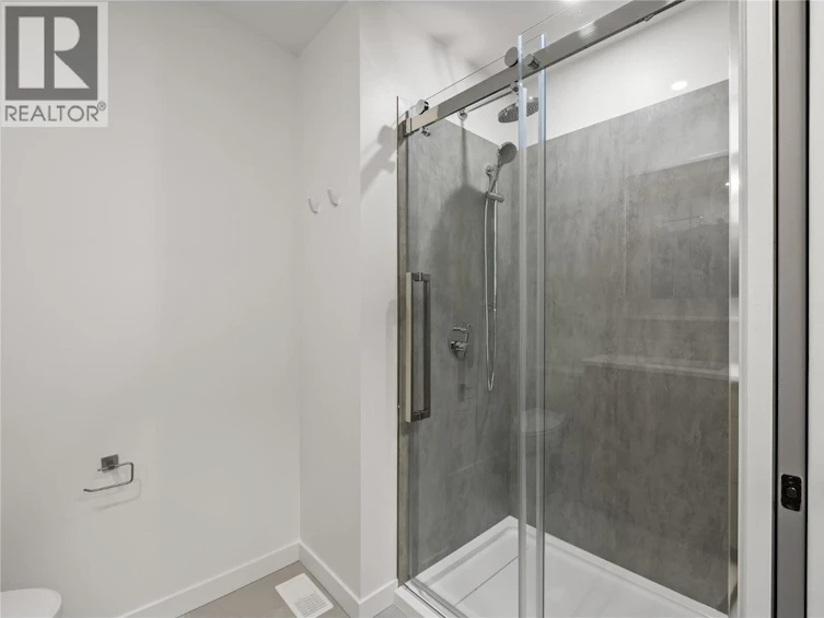 3-2957 Conlin Court, Kelowna, BC, V1Y 7S7 - 30