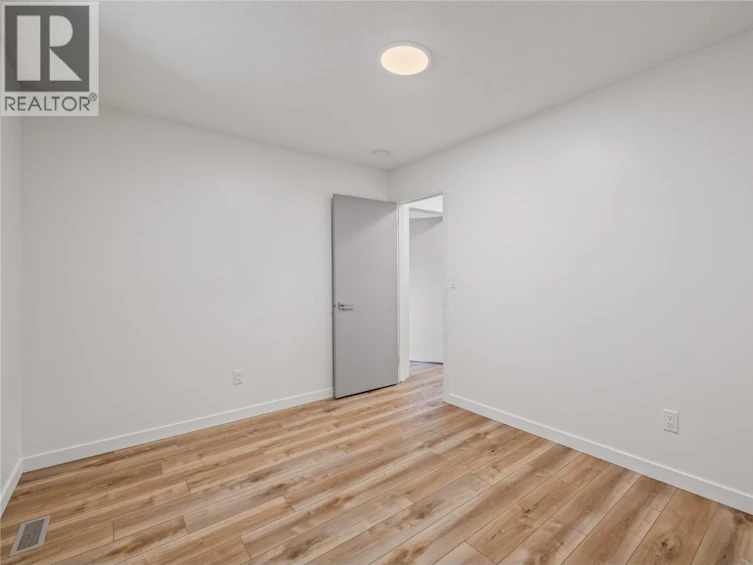 3-2957 Conlin Court, Kelowna, BC, V1Y 7S7 - 32