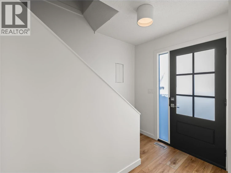 3-2957 Conlin Court, Kelowna, BC, V1Y 7S7 - 6