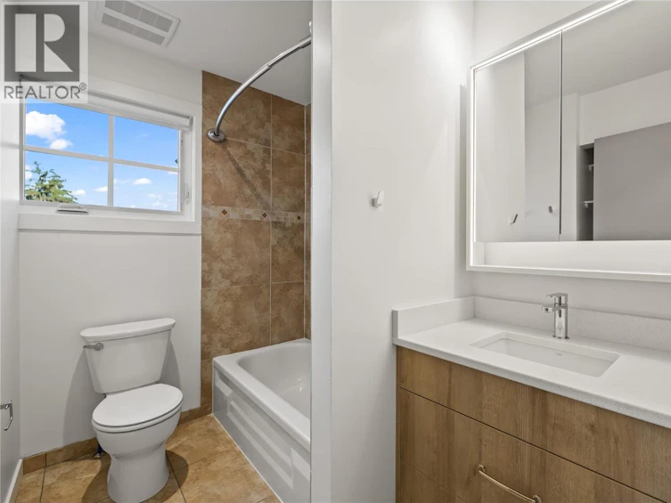 3-2957 Conlin Court, Kelowna, BC, V1Y 7S7 - 23